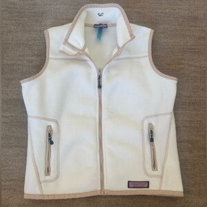 Vineyard vines white fleece vest